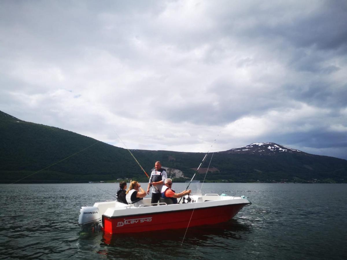 Sunndalsfjord Fredsvik Meisalstranda 455,506 Og 508 * Sunndalsora