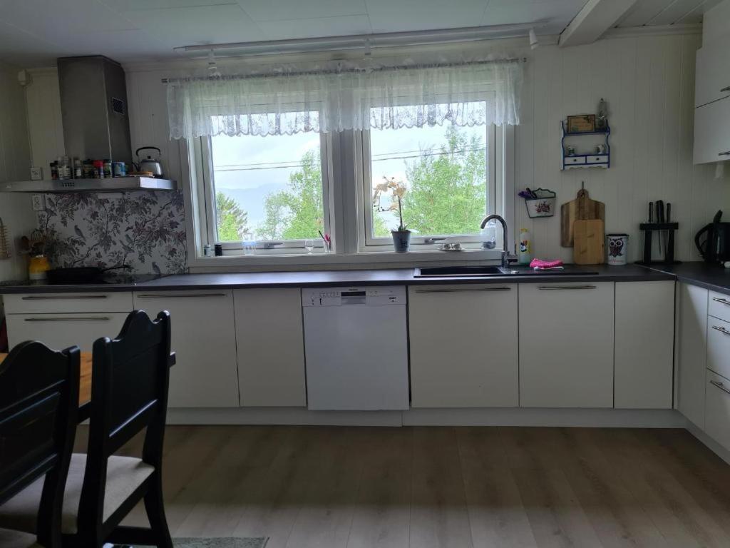 Sunndalsfjord Fredsvik Meisalstranda 506 Sunndalsøra